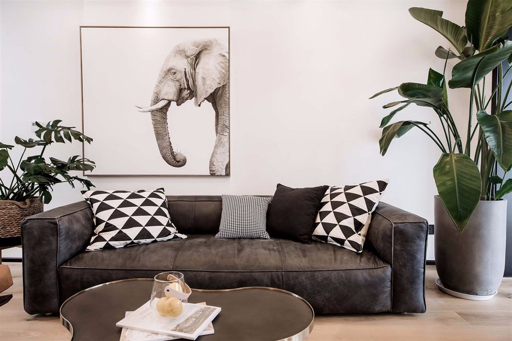 廣州市錦繡香江北歐風(fēng)格三居室裝修案例