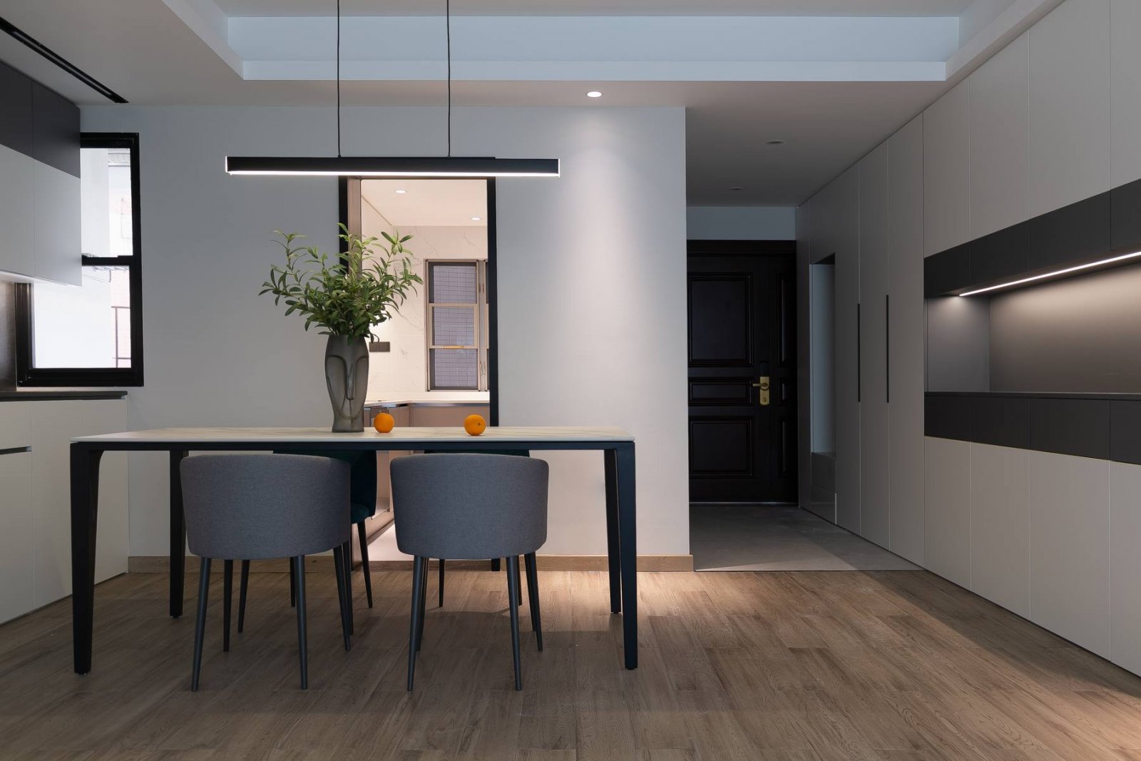 現(xiàn)代簡約風格家裝設計室內裝修效果圖-餐廳 現(xiàn)代簡約風格家裝設計室內裝修效果圖-餐廳