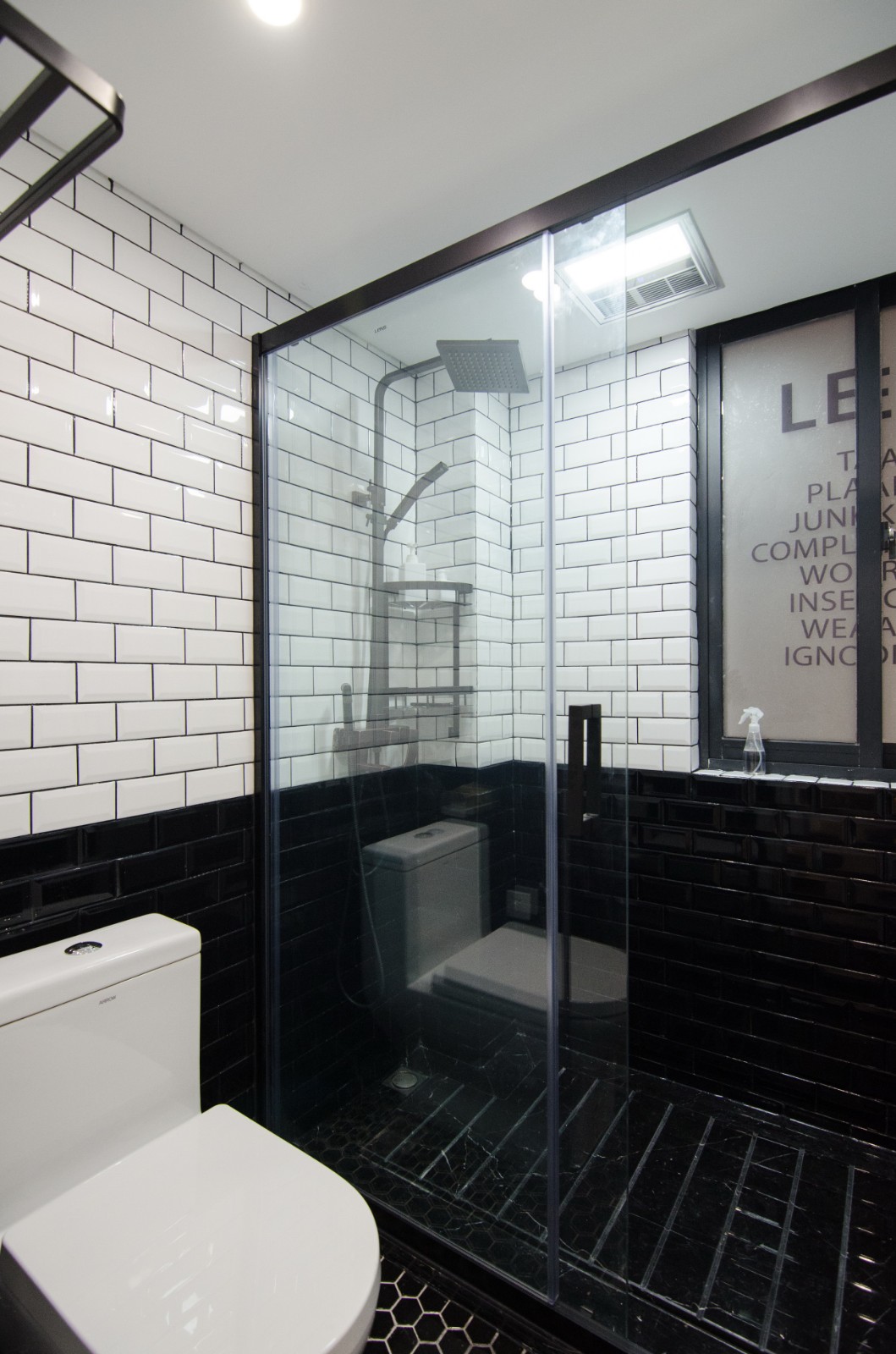 現(xiàn)代簡約風(fēng)格家裝設(shè)計室內(nèi)裝修效果圖-衛(wèi)生間 現(xiàn)代簡約風(fēng)格家裝設(shè)計室內(nèi)裝修效果圖-衛(wèi)生間