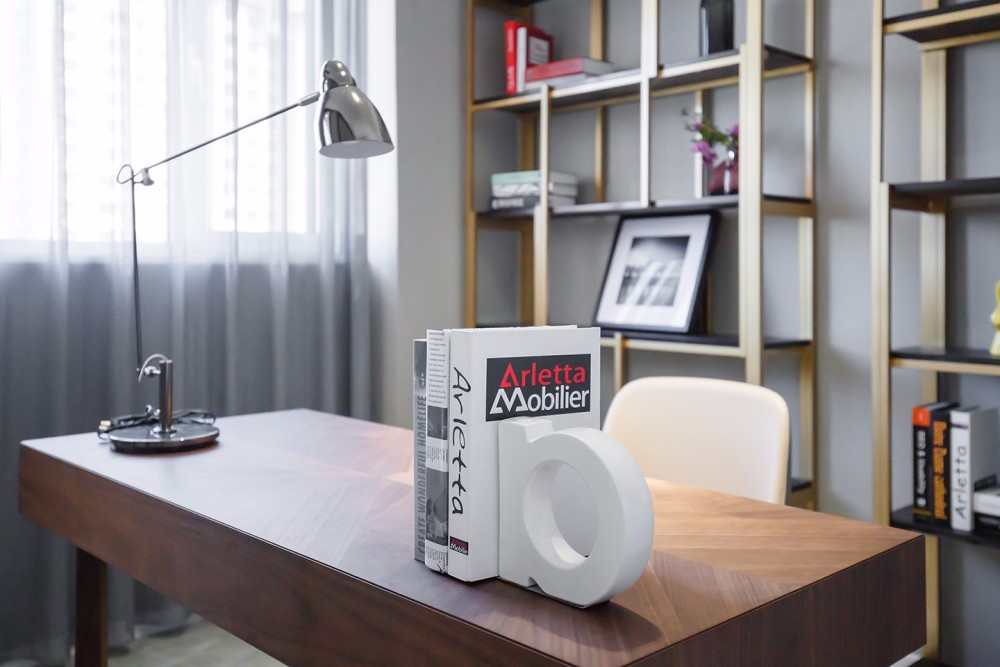 現(xiàn)代簡(jiǎn)約風(fēng)格室內(nèi)家裝案例效果圖-書(shū)房 現(xiàn)代簡(jiǎn)約風(fēng)格室內(nèi)家裝案例效果圖-書(shū)房