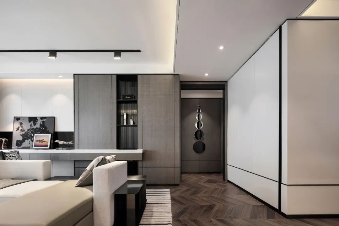 現(xiàn)代簡約風(fēng)格室內(nèi)設(shè)計家裝案例-走廊 現(xiàn)代簡約風(fēng)格室內(nèi)設(shè)計家裝案例-走廊