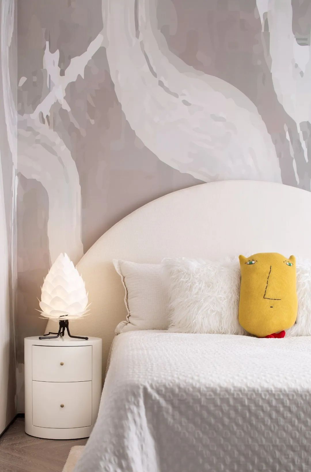 現(xiàn)代簡約風(fēng)格別墅室內(nèi)設(shè)計家裝案例-臥室