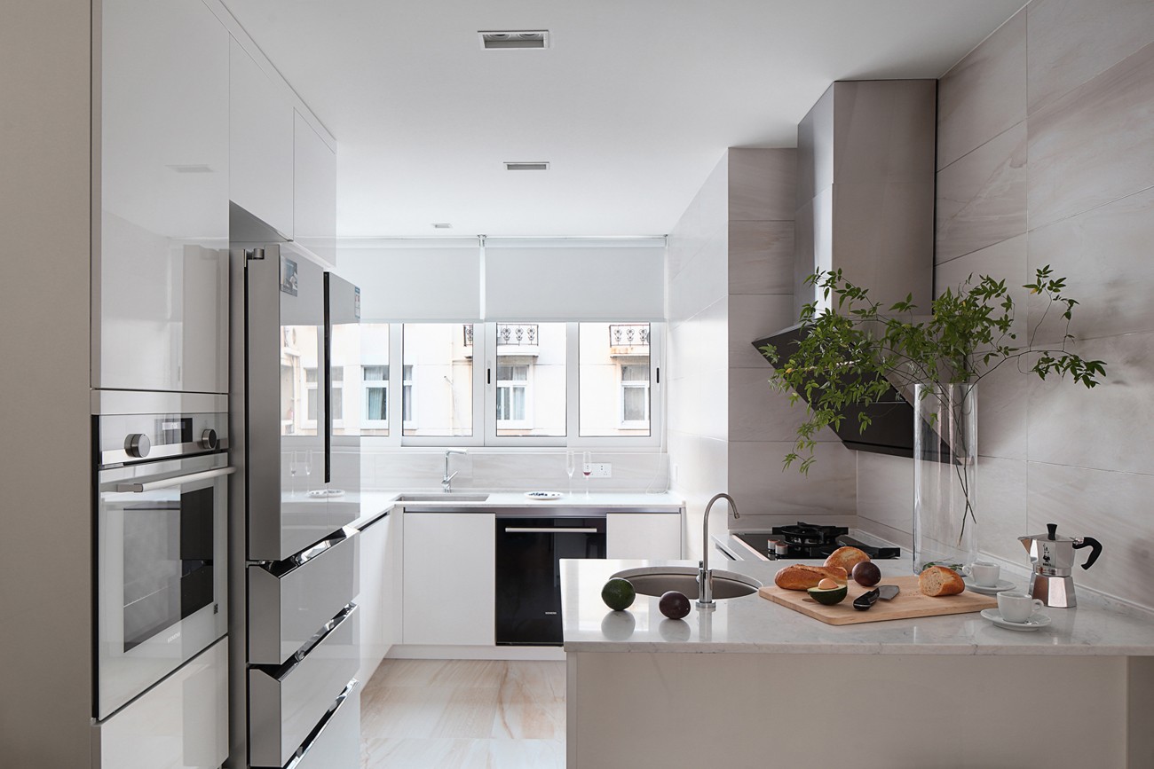 現(xiàn)代簡(jiǎn)約風(fēng)格家裝設(shè)計(jì)室內(nèi)裝修效果圖-廚房 現(xiàn)代簡(jiǎn)約風(fēng)格家裝設(shè)計(jì)室內(nèi)裝修效果圖-廚房