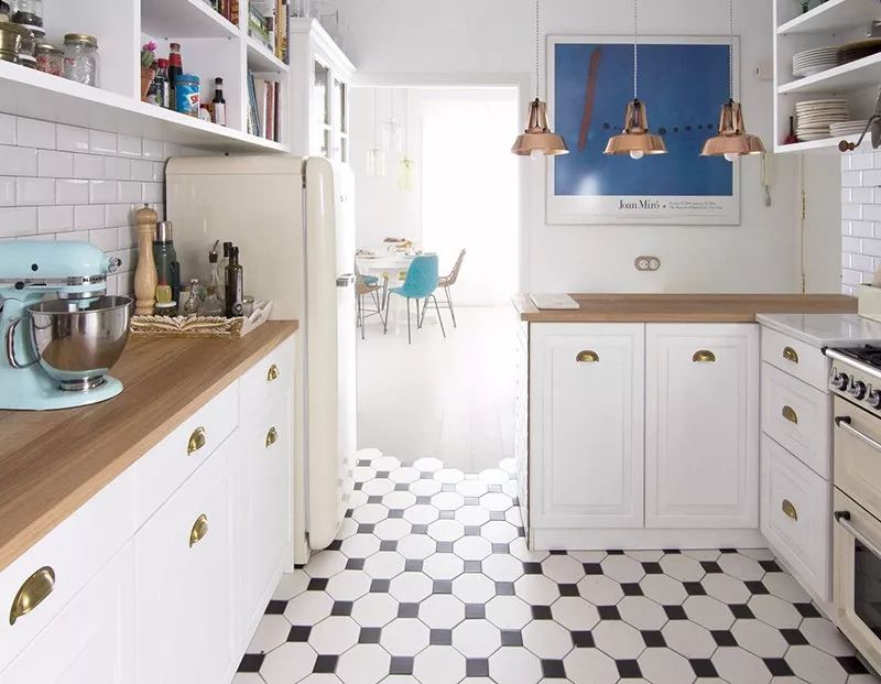 裝修案例簡歐風(fēng)格室內(nèi)裝修效果圖-廚房 裝修案例簡歐風(fēng)格室內(nèi)裝修效果圖-廚房