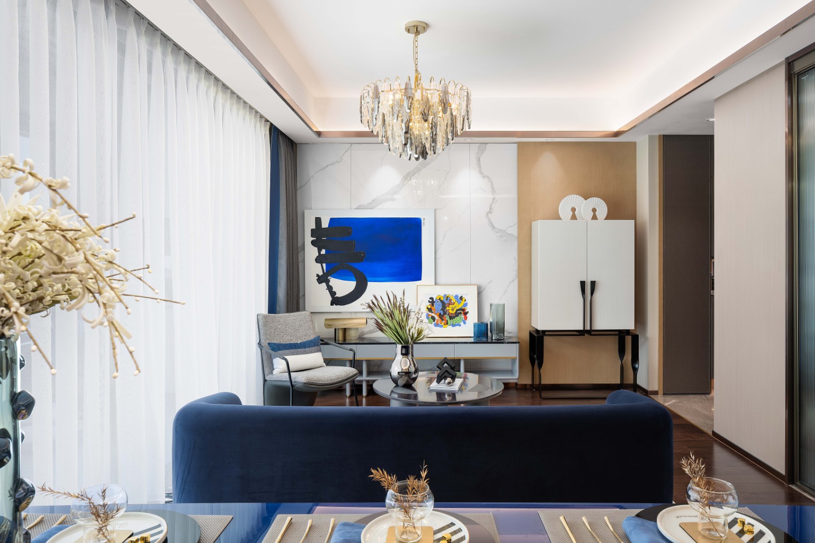 包豪斯風格室內設計家裝案例-客廳沙發(fā)茶幾 包豪斯風格室內設計家裝案例-客廳沙發(fā)茶幾