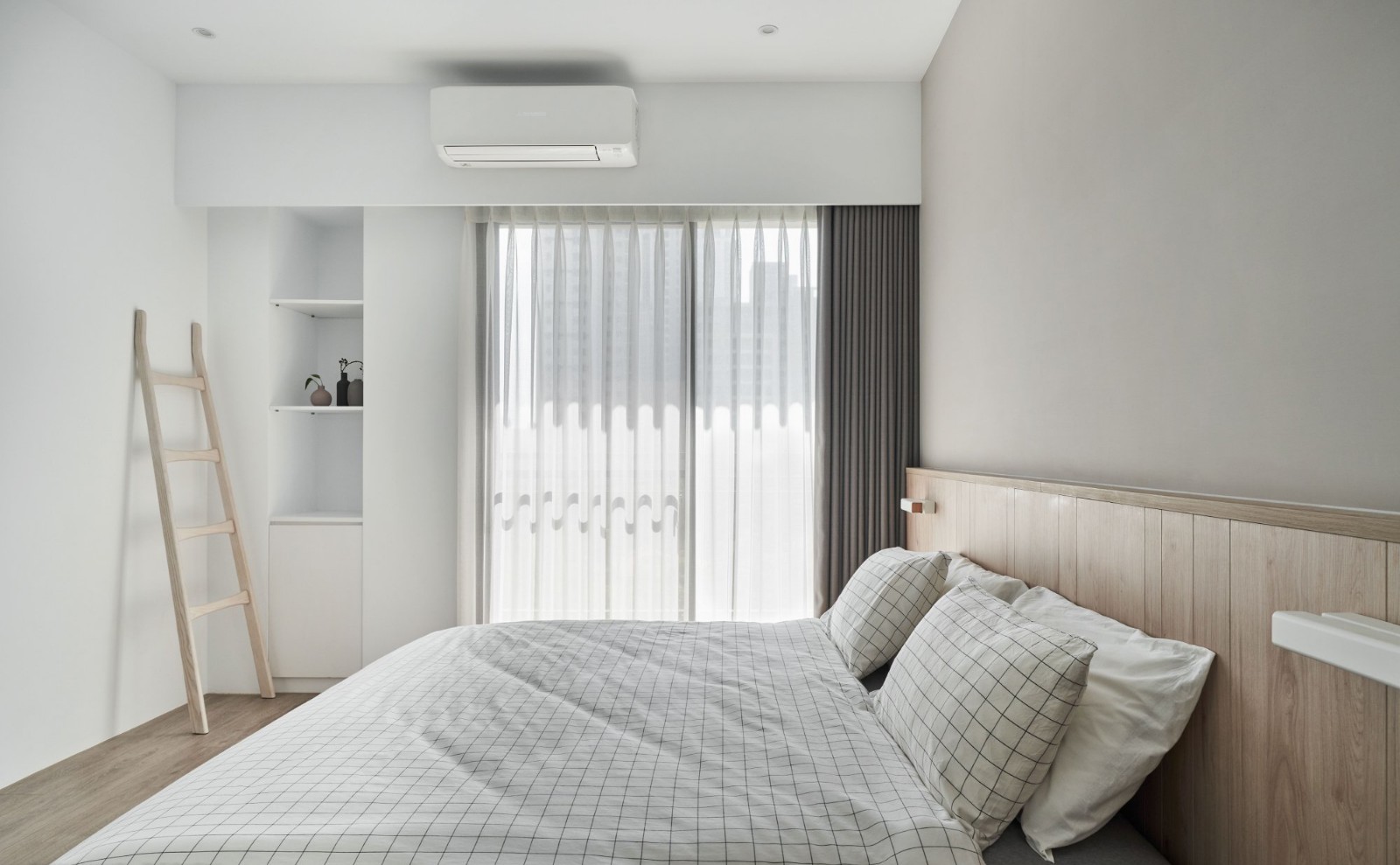 裝修案例現(xiàn)代簡(jiǎn)約風(fēng)格室內(nèi)裝修效果圖-臥室 裝修案例現(xiàn)代簡(jiǎn)約風(fēng)格室內(nèi)裝修效果圖-臥室