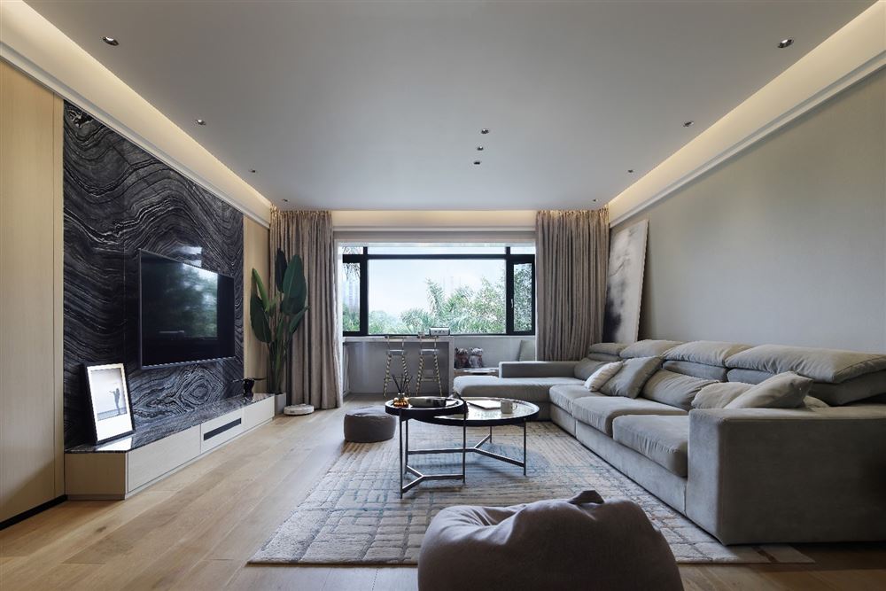 佛山市峰睿公館現(xiàn)代風(fēng)格三居室裝修案例