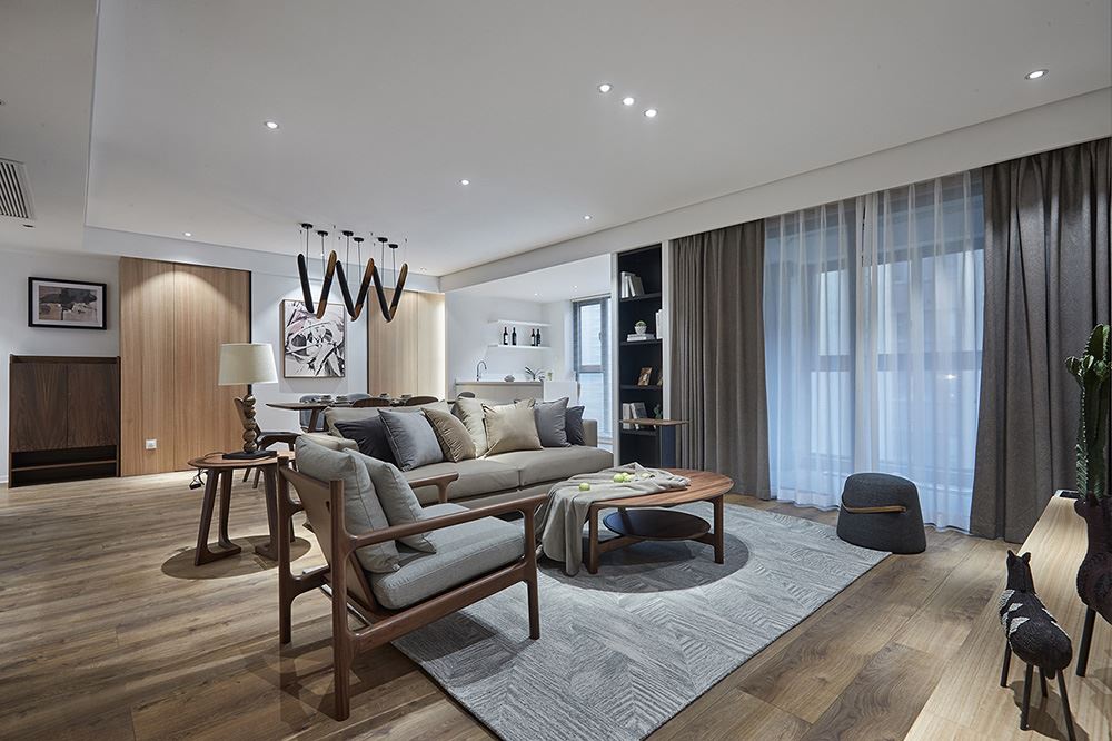 南寧市潤華尚城街區(qū)輕奢風(fēng)格三居室裝修案例