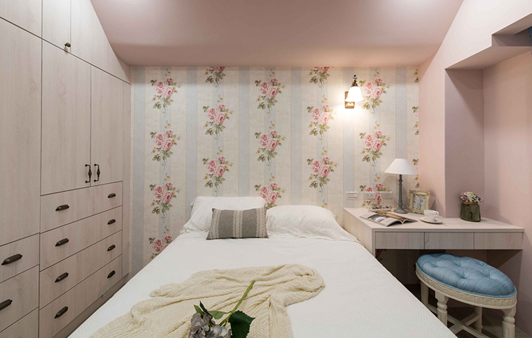 法式鄉(xiāng)村風(fēng)格家裝設(shè)計(jì)室內(nèi)裝修效果圖-臥室 法式鄉(xiāng)村風(fēng)格家裝設(shè)計(jì)室內(nèi)裝修效果圖-臥室