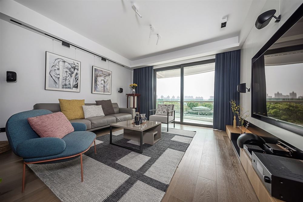 江門市江門奧園現(xiàn)代簡約風(fēng)格三居室裝修案例