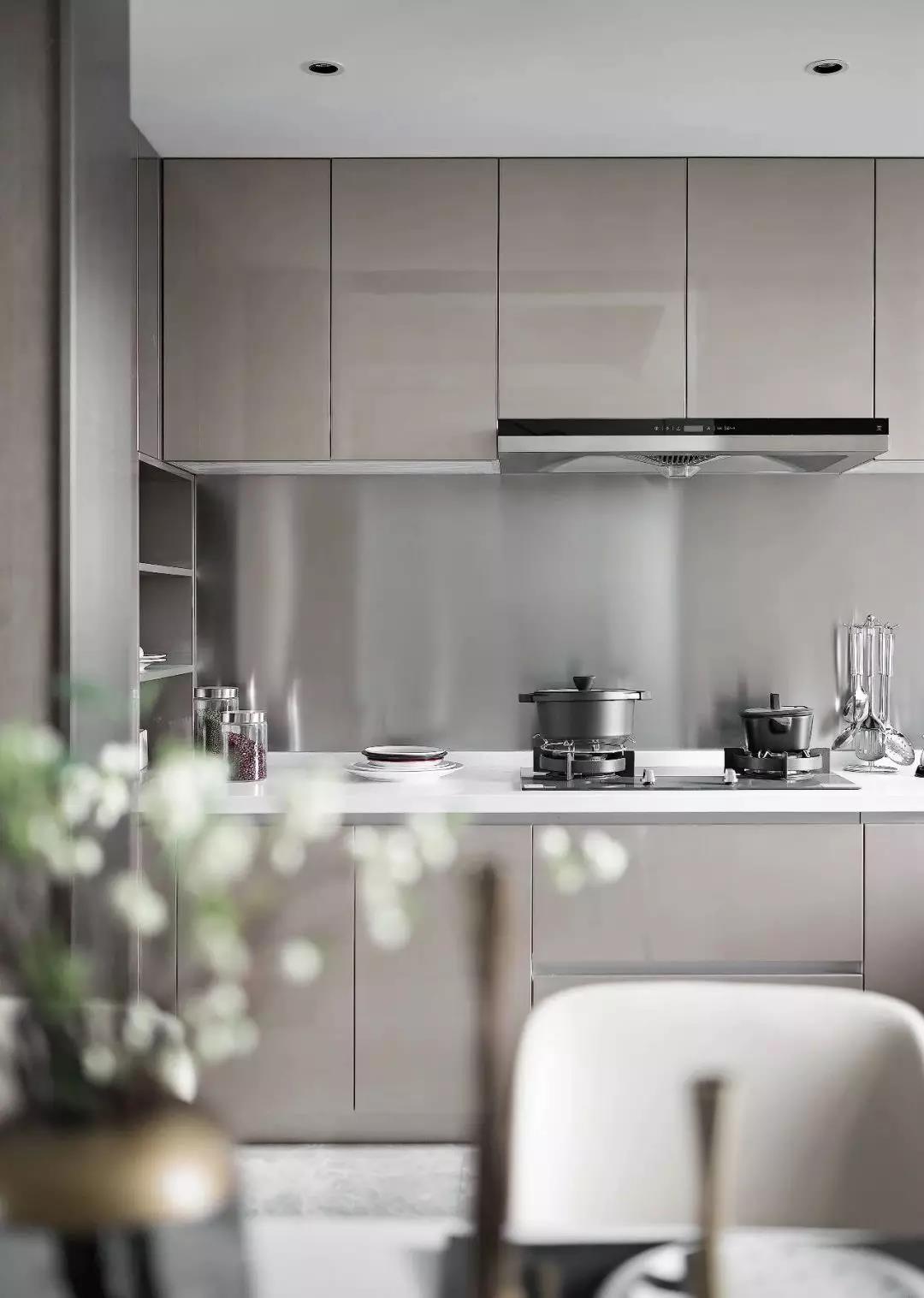 現(xiàn)代簡(jiǎn)約風(fēng)格室內(nèi)設(shè)計(jì)家裝案例-廚房 現(xiàn)代簡(jiǎn)約風(fēng)格室內(nèi)設(shè)計(jì)家裝案例-廚房