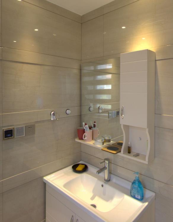 別墅裝修歐式奢華風格-公主房衛(wèi)生間 別墅裝修歐式奢華風格-公主房衛(wèi)生間