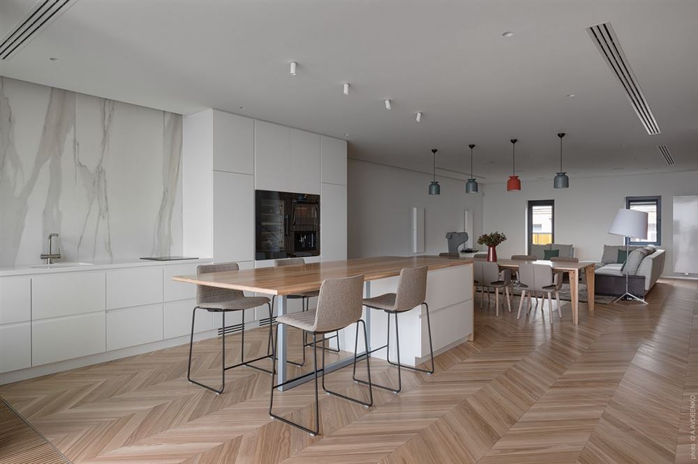 江門市明泰城現(xiàn)代簡約風(fēng)格三居室裝修案例