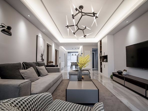 廣州市宇晴軒現(xiàn)代簡約風(fēng)格三居室裝修案例