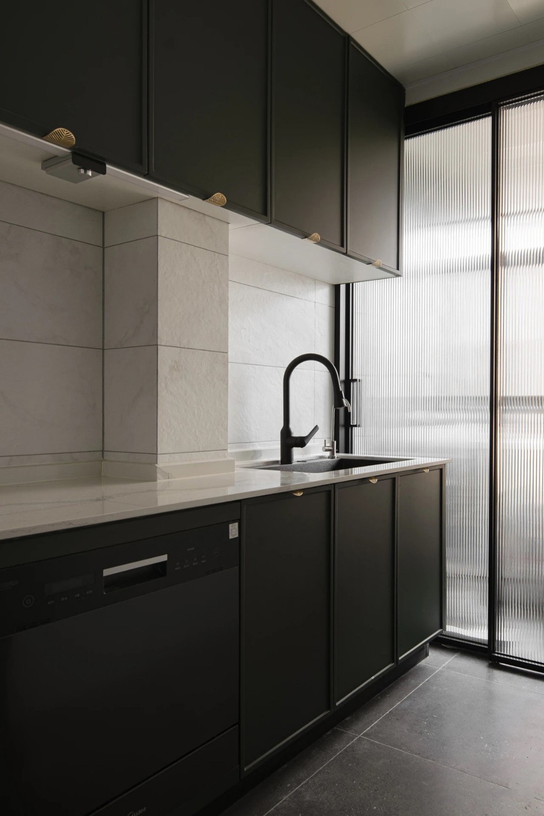 北歐混搭風(fēng)格家裝設(shè)計(jì)室內(nèi)裝修效果圖-廚房 北歐混搭風(fēng)格家裝設(shè)計(jì)室內(nèi)裝修效果圖-廚房