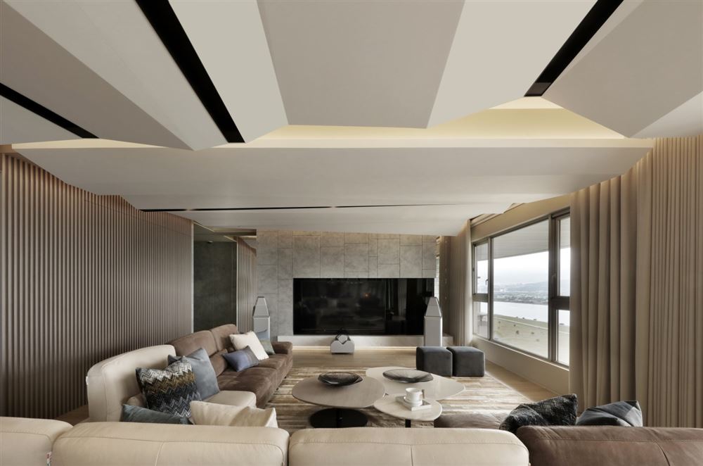 廣州市星河灣半島現(xiàn)代簡約風(fēng)格四居室裝修案例