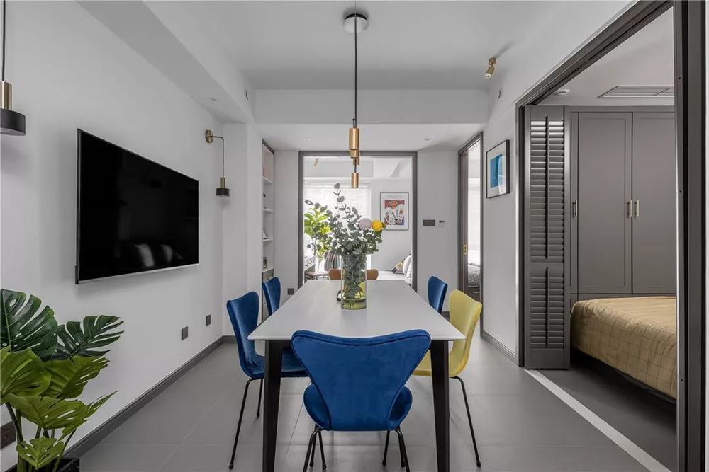 汕頭市灣璟名筑現(xiàn)代簡約風格四居室裝修案例