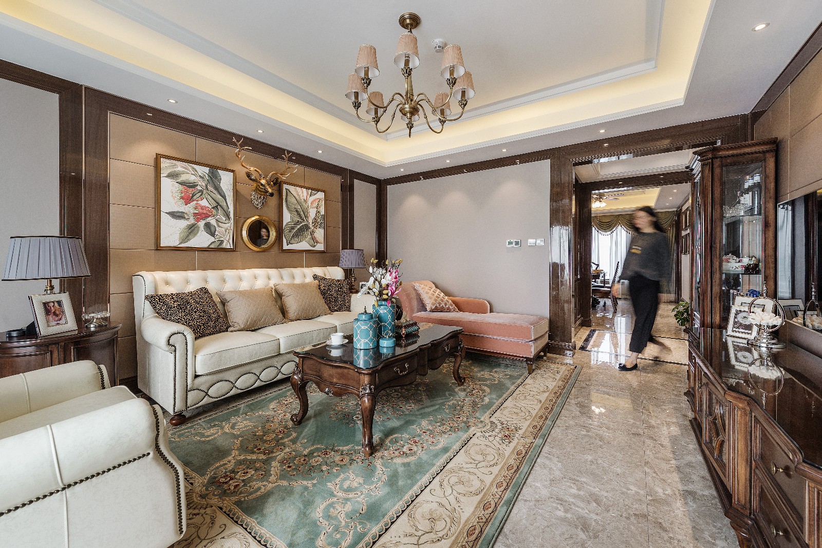 裝修公司奢華美式風格室內(nèi)裝修效果圖-客廳 裝修公司奢華美式風格室內(nèi)裝修效果圖-客廳