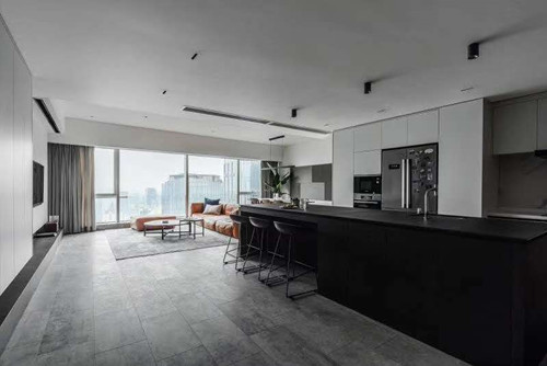 玉林市英華小區(qū)現(xiàn)代簡約風格五居室裝修案例