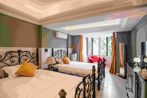 ?？谑泻豌Ｌ母F(xiàn)代風(fēng)格辦公空間裝修案例