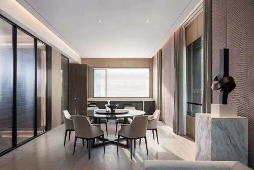 陽(yáng)江市建華翡翠城混搭三居室裝修案例