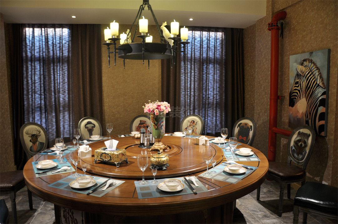 三層用餐區(qū) (2)