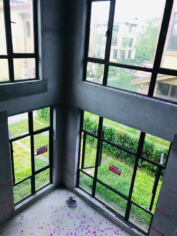 開工現(xiàn)場(chǎng) (2)