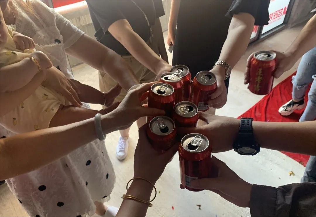 開(kāi)工現(xiàn)場(chǎng)